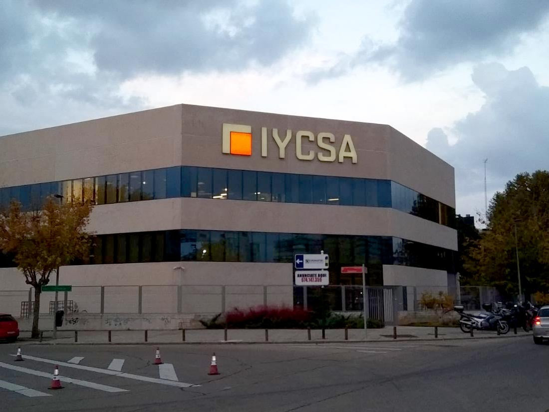 Rotulos Corporeos Gran Formato Iycasa