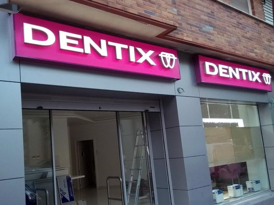 Rotulos Retroiluminación Doble Dentix