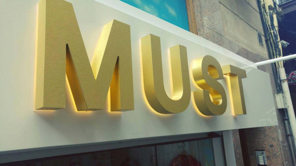 Letras Corporeas Retroiluminadas Must