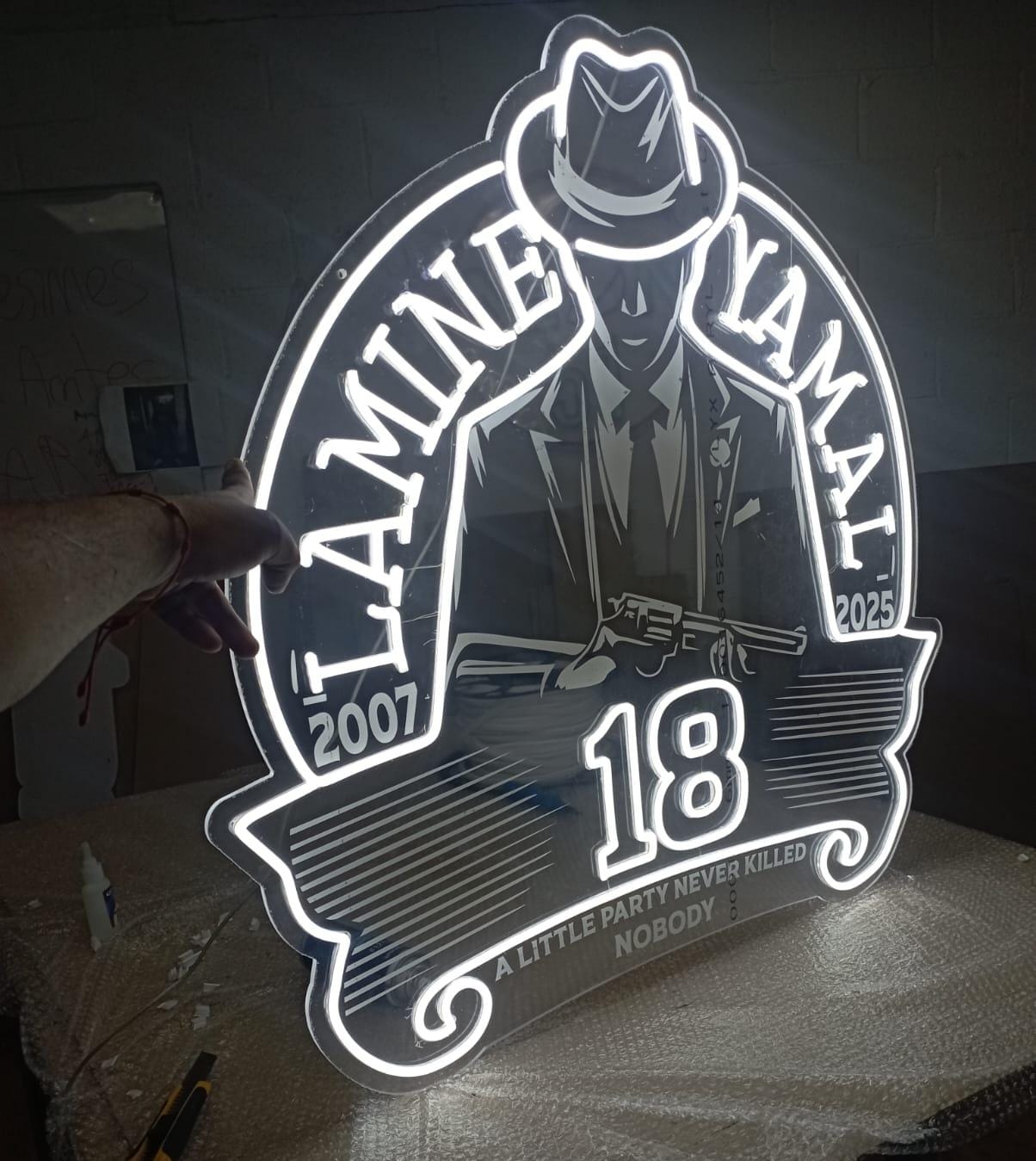 Neon Sign Vinyl Laminate Yamal